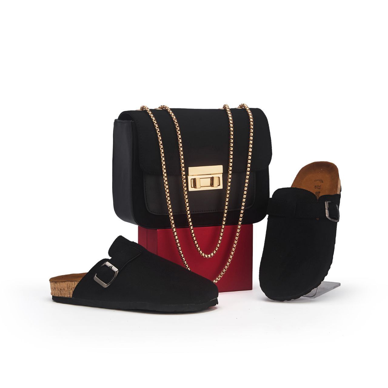 طقم شامل يجمع بين الراحة والأناقة