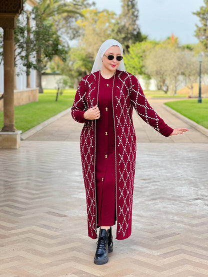 طقم طويل تركي مميز – قصّة مريحة ونقشة فاخرة تناسب كل المناسبات