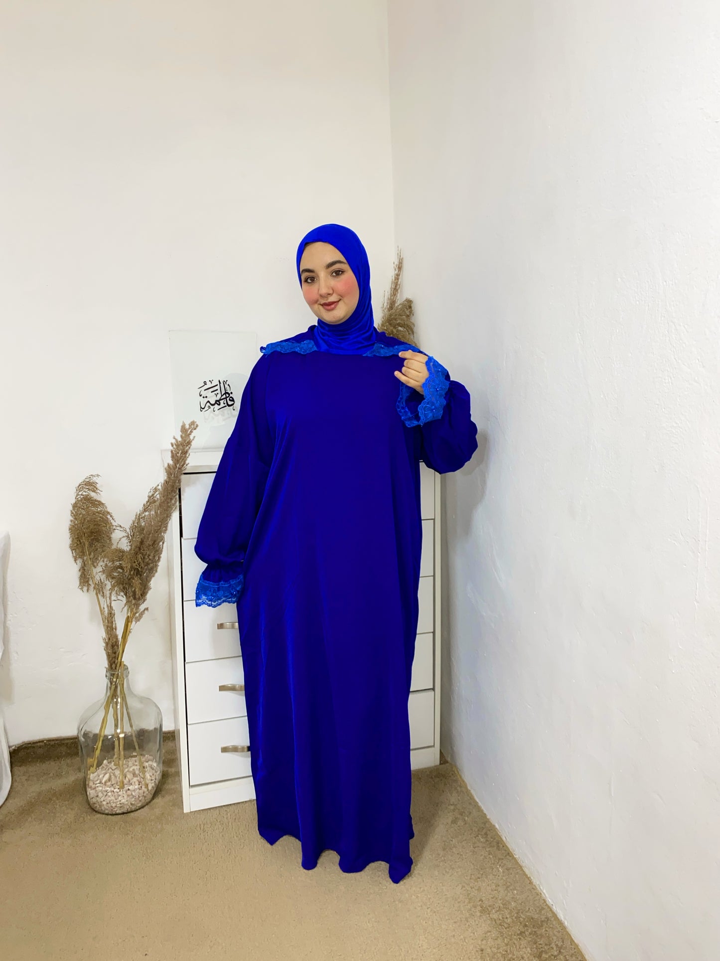 عباية صلاة كريب روزا ببوني مدمج ولمسة دانتيل فاخرة