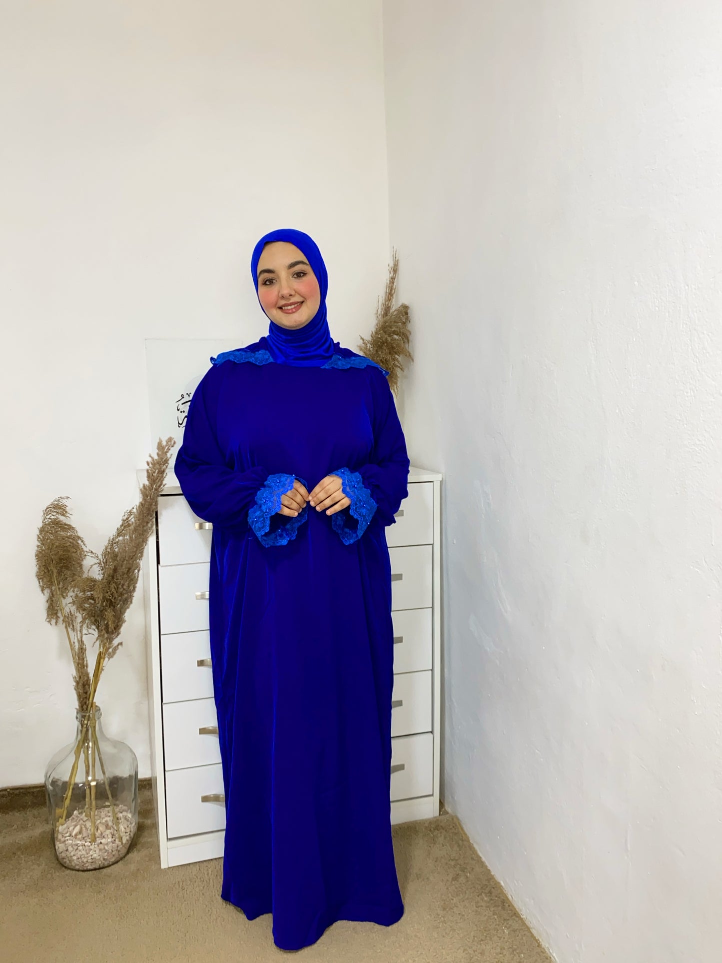 عباية صلاة كريب روزا ببوني مدمج ولمسة دانتيل فاخرة