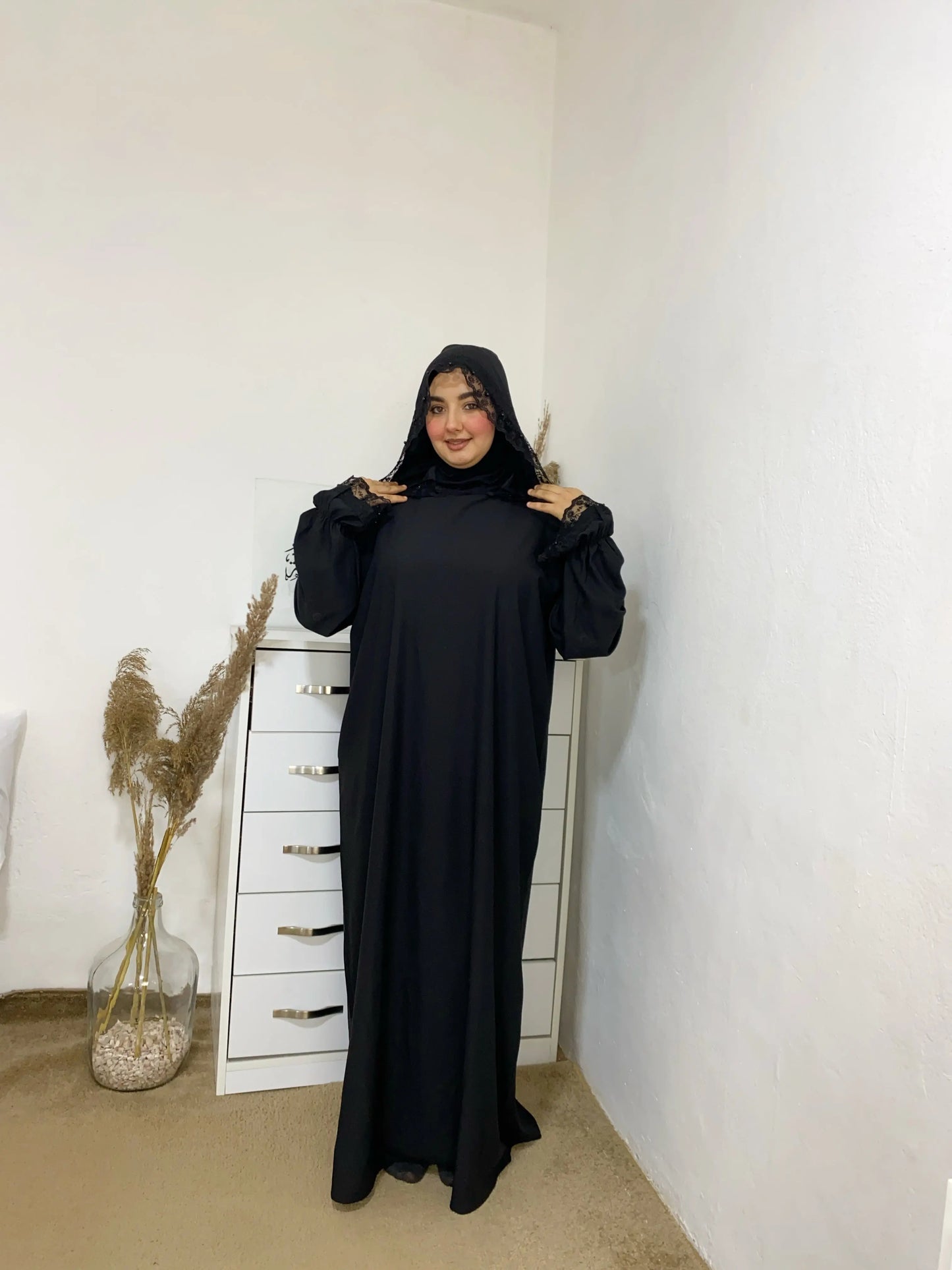 عباية صلاة كريب روزا ببوني مدمج ولمسة دانتيل فاخرة