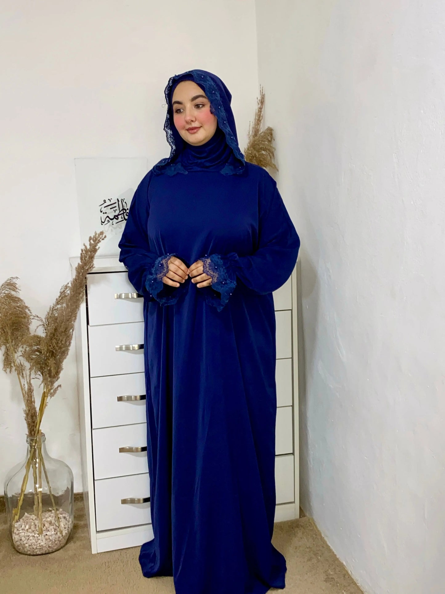 عباية صلاة كريب روزا ببوني مدمج ولمسة دانتيل فاخرة