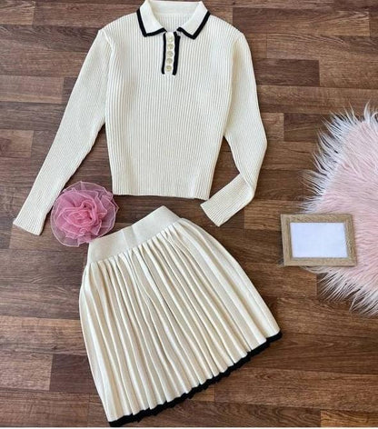 فستان نسائي بكسرات – أناقة عصرية بلمسة راقية