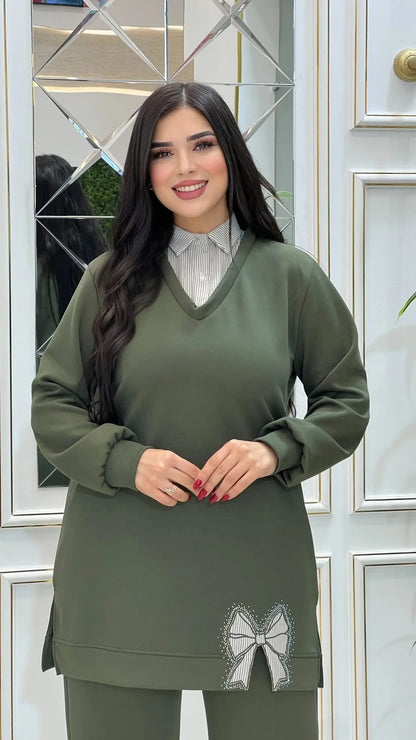 طقم كاجوال راقي بقصة واسعة وألوان هادئة يعكس أناقة المرأة المغربية