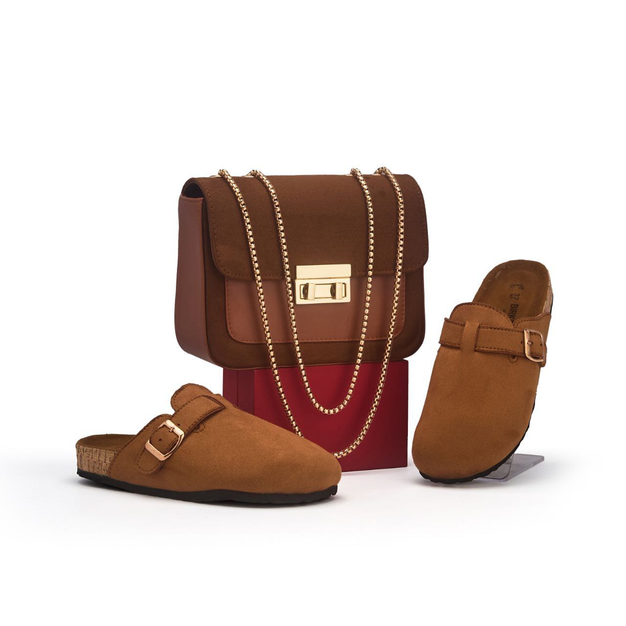 طقم شامل يجمع بين الراحة والأناقة