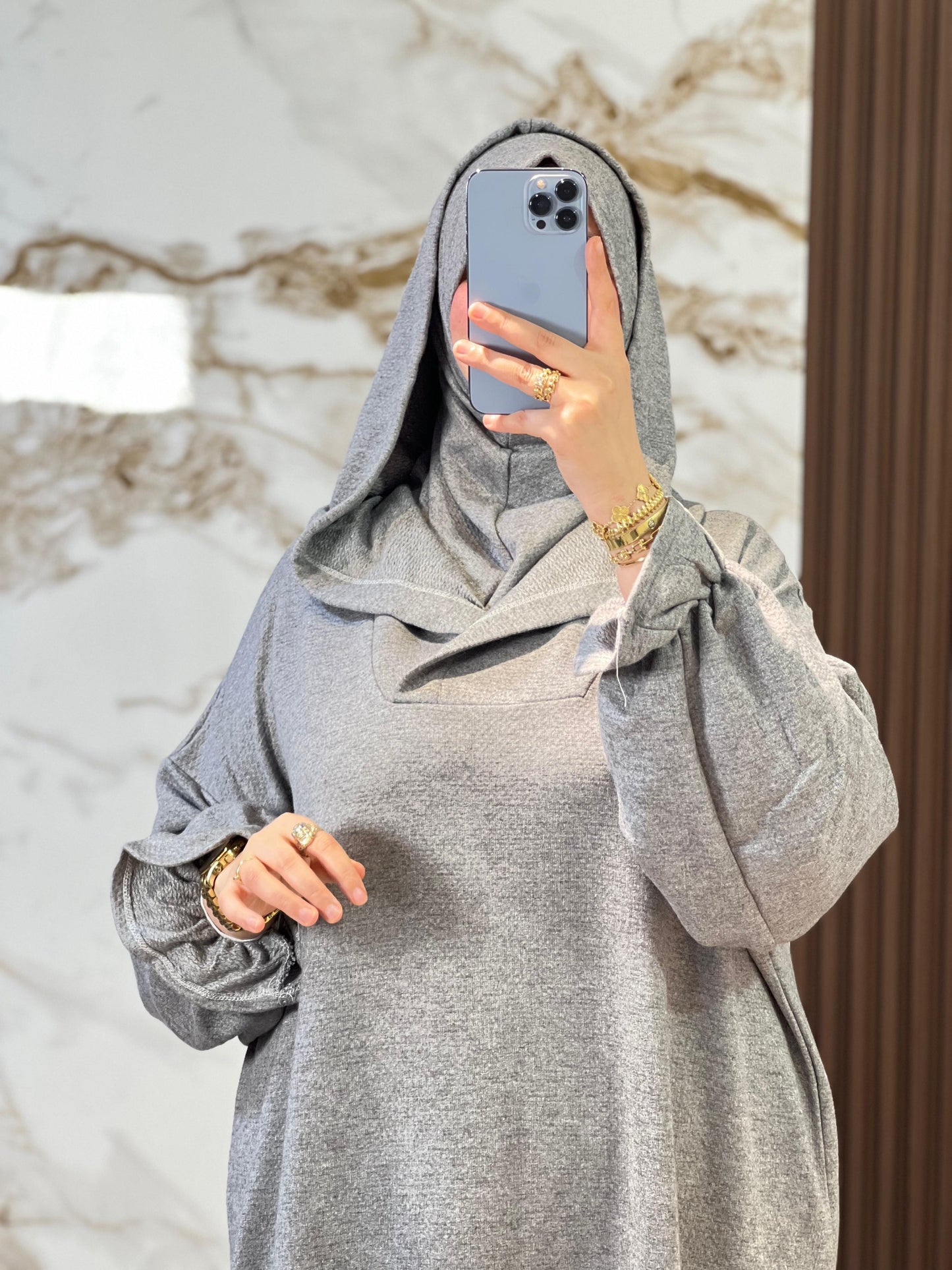 جلابة موبرة فاخرة فضفاضة مع فولار هدية - دفء واحتشام لرمضان والخروج اليومي