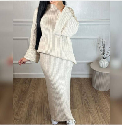 دفء وأناقة الشتاء بطقم محبوك عصري للمحجبات