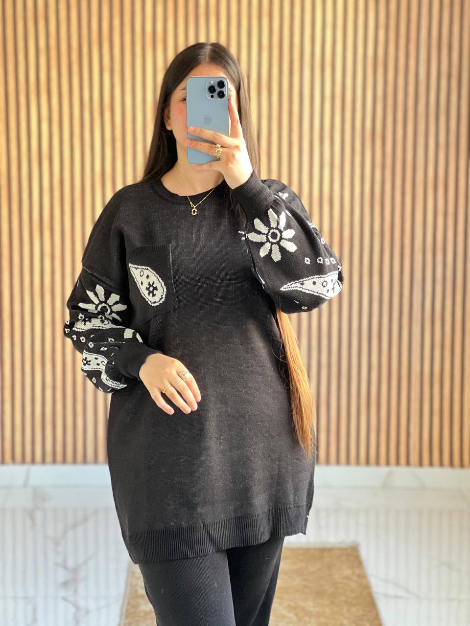 طقم تريكو تركي مكون من قطعتين – تصميم مريح بلمسات فنية راقية