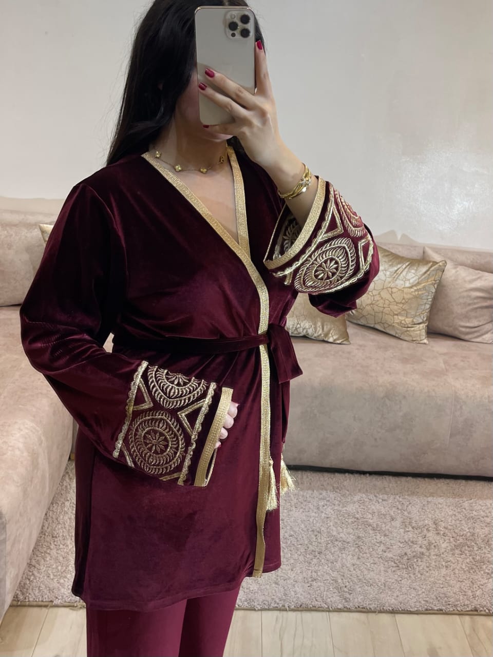 كيمونو موبرة فاخرة مطروزة مع سروال – ألوان راقية