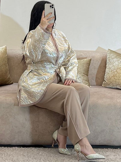 👗 كيمونو أنيق مع سروال وحزام – لوك مميز لعيد الفطر