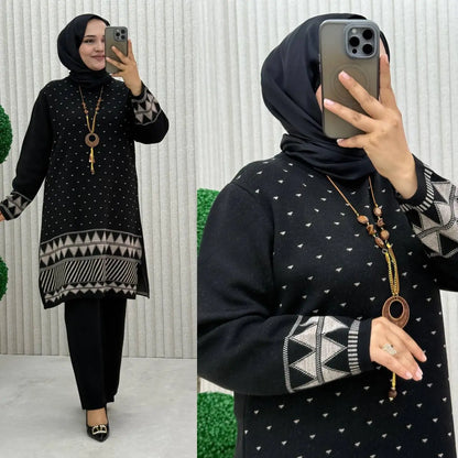 طقم محجبات دافئ بنقشة هندسية فخمة – إطلالة شتوية جاهزة