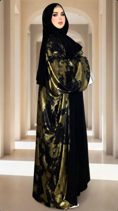 عباية طوب حرير 3 قطع بتفاصيل ذهبية – فخامة العيد والمناسب